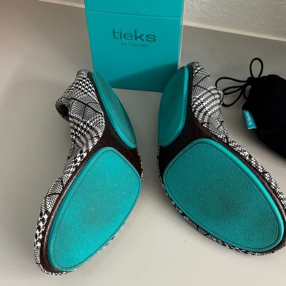 Tieks Seafield Check Ballet Flats - 9 - Picture 4 of 7